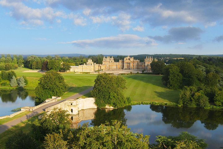 Explore the stunning landscapes of Oxfordshire featuring the majestic Blenheim Palace and serene waters perfect for those seeking charming towns and historic sites. An ideal day away from London.